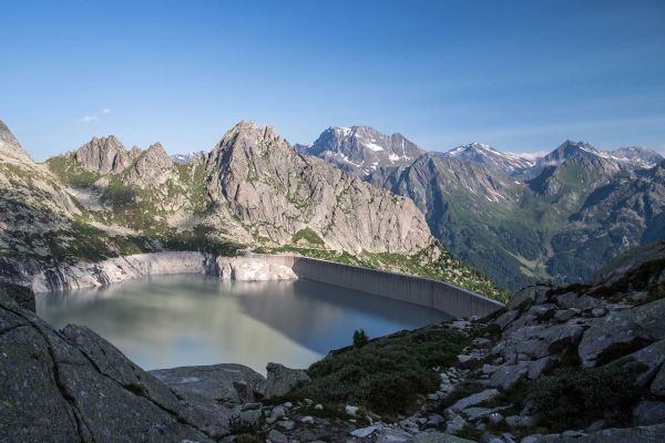 Seilbahn und Stausee Albigna